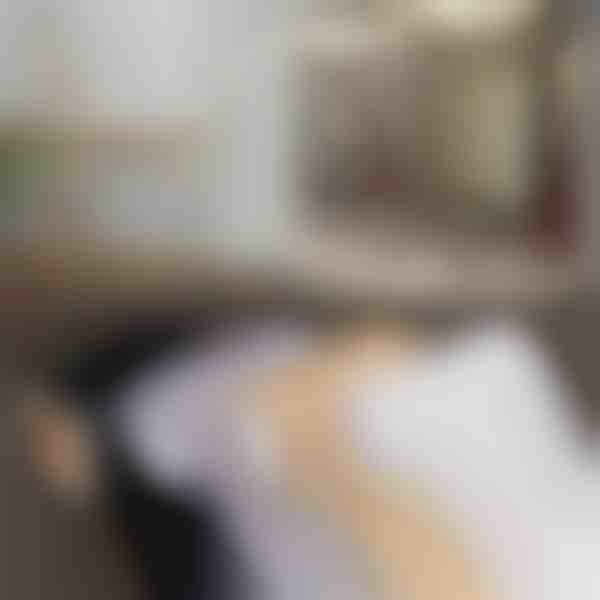 Samolepicí lišta na zeď se vzorem dřeva (5 m) | DECORIM