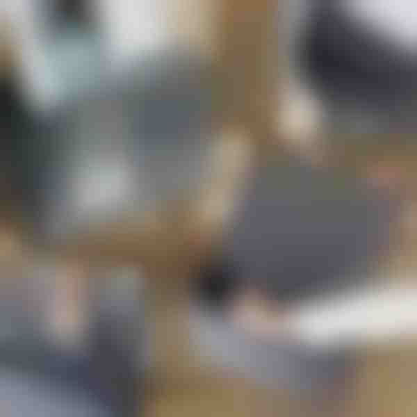 Držák na příslušenství s úložnými kapsami | LIVIPOCKET